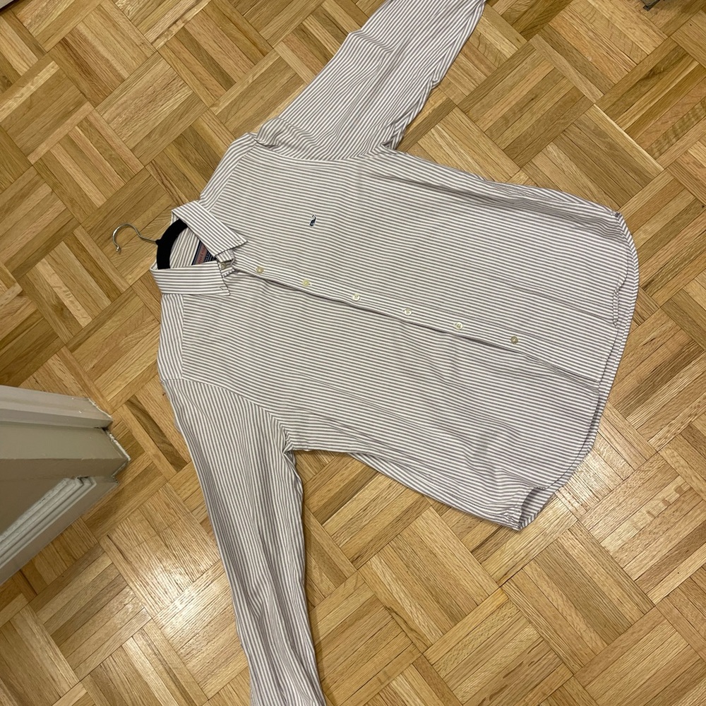 Vineyard vines purple striped button down great condition